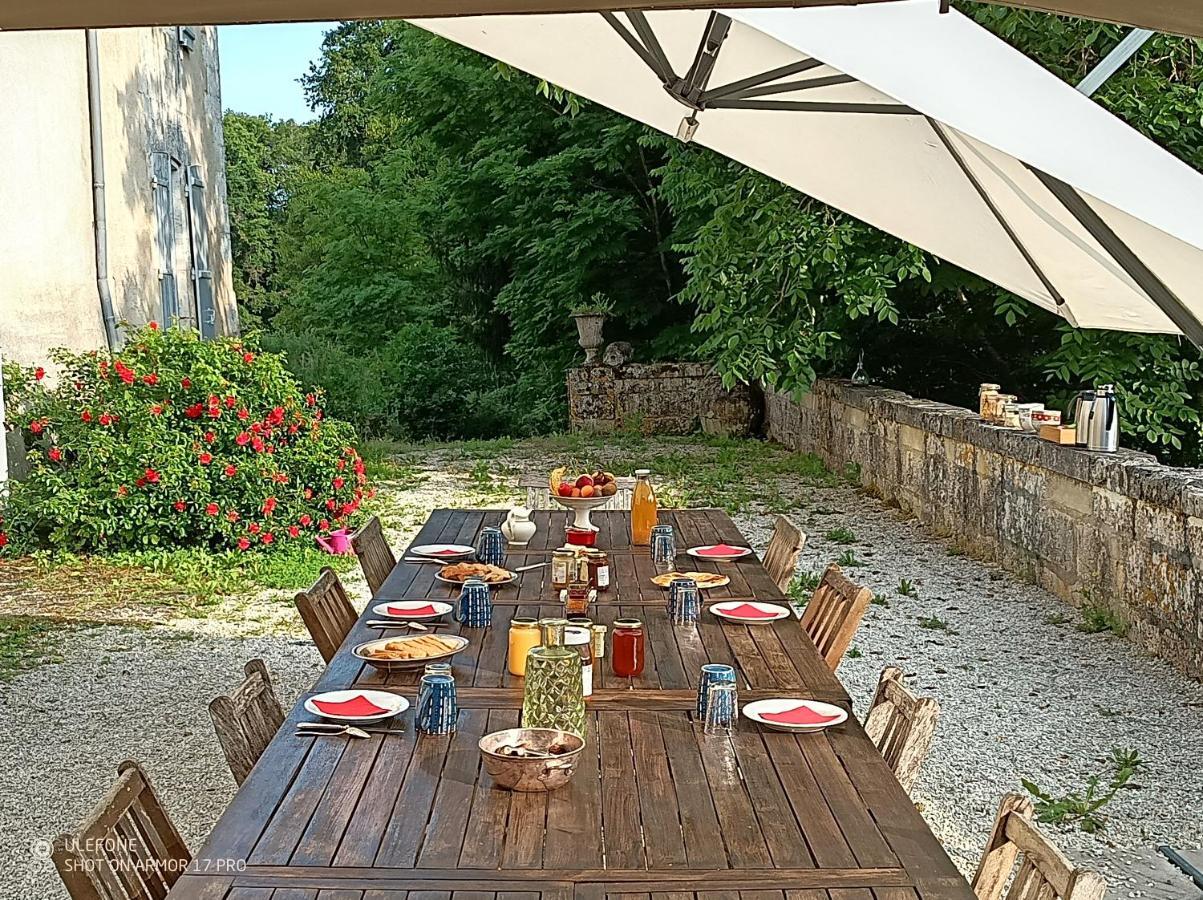 Chateau De La Combe Puyrenier Esterno foto