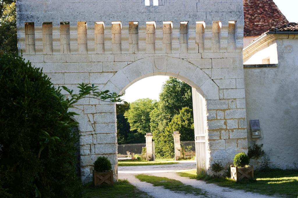 Chateau De La Combe Puyrenier Esterno foto